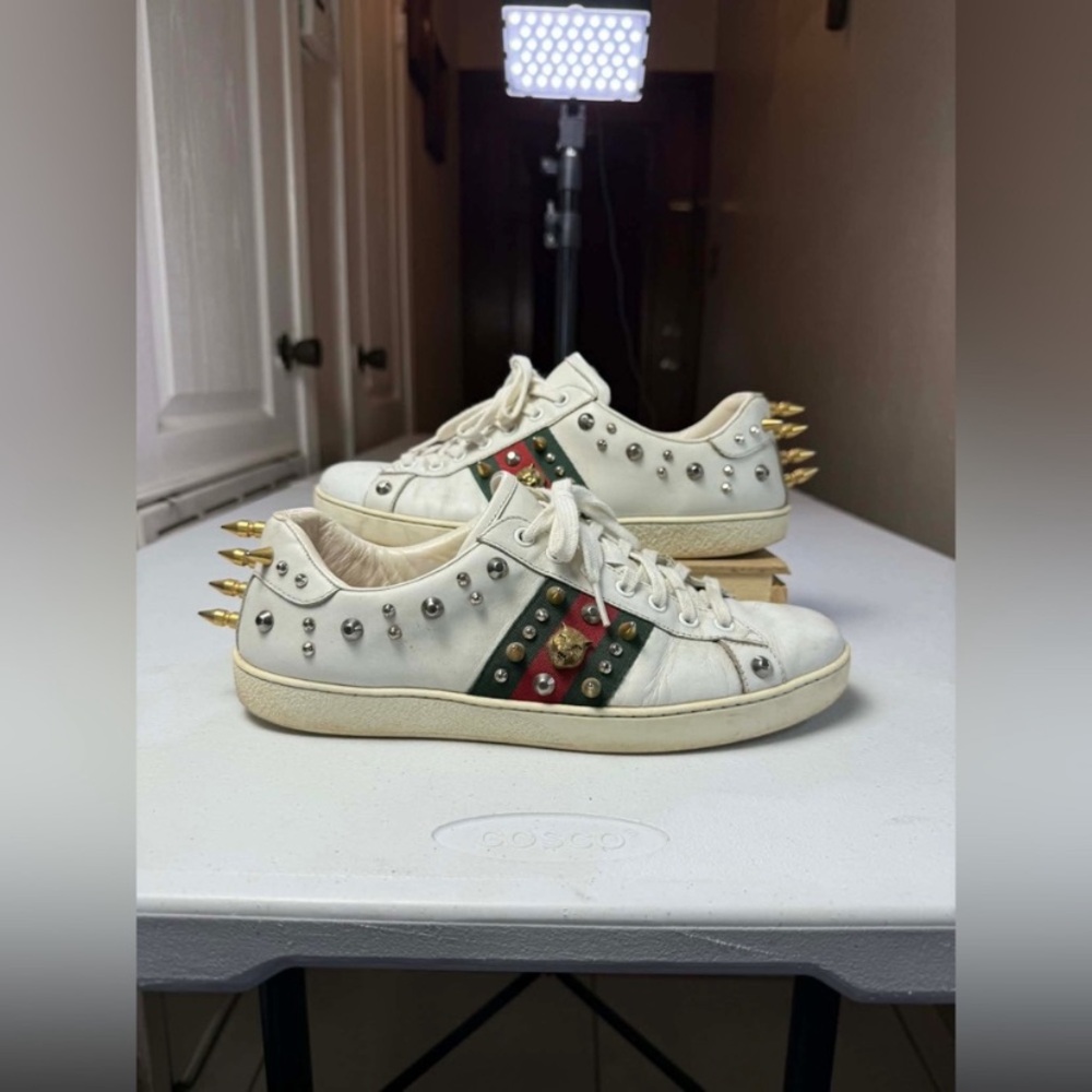 Gucci Sneakers White with Web and Studs Sz 7.5 G / US 8.5 - Picture 1 of 14